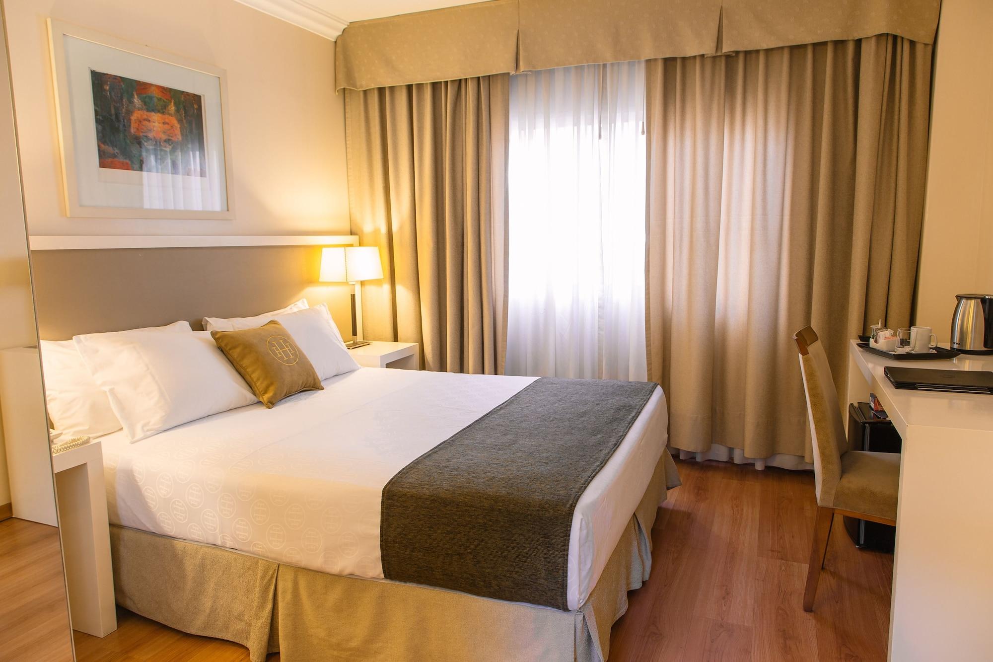 Hotel Huentala